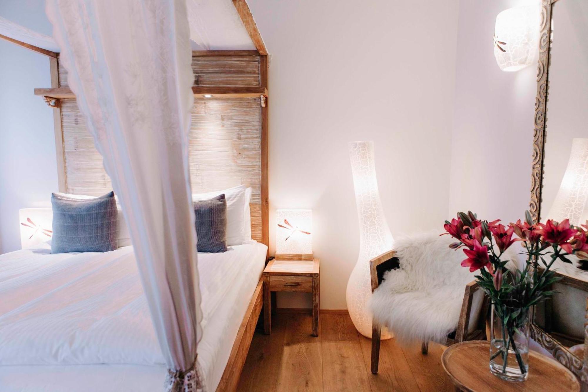 Superior Single Room,1584664635:JPEG
