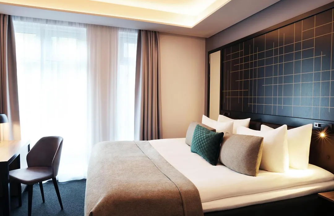 Hotel Reykjavik Saga-1